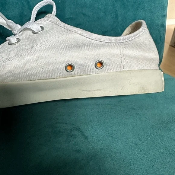Converse Unisex Soft Canvas Sneakers - Women’s 7.5/Men’s 6 - Picture 8 of 9